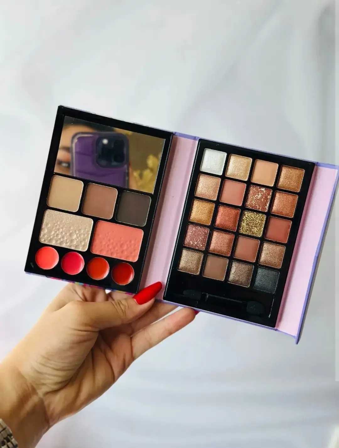 All-in-One Makeup Palette Kit With Eyeshadow/Highligher/Blusher/Lip Stick/Eyebrow Powder