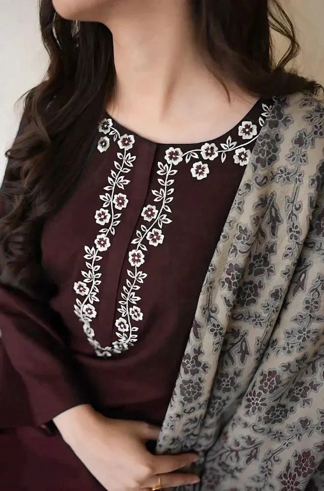MIX TRENDING DESIGNS 3 Pcs Unstitched Embroidered Suit