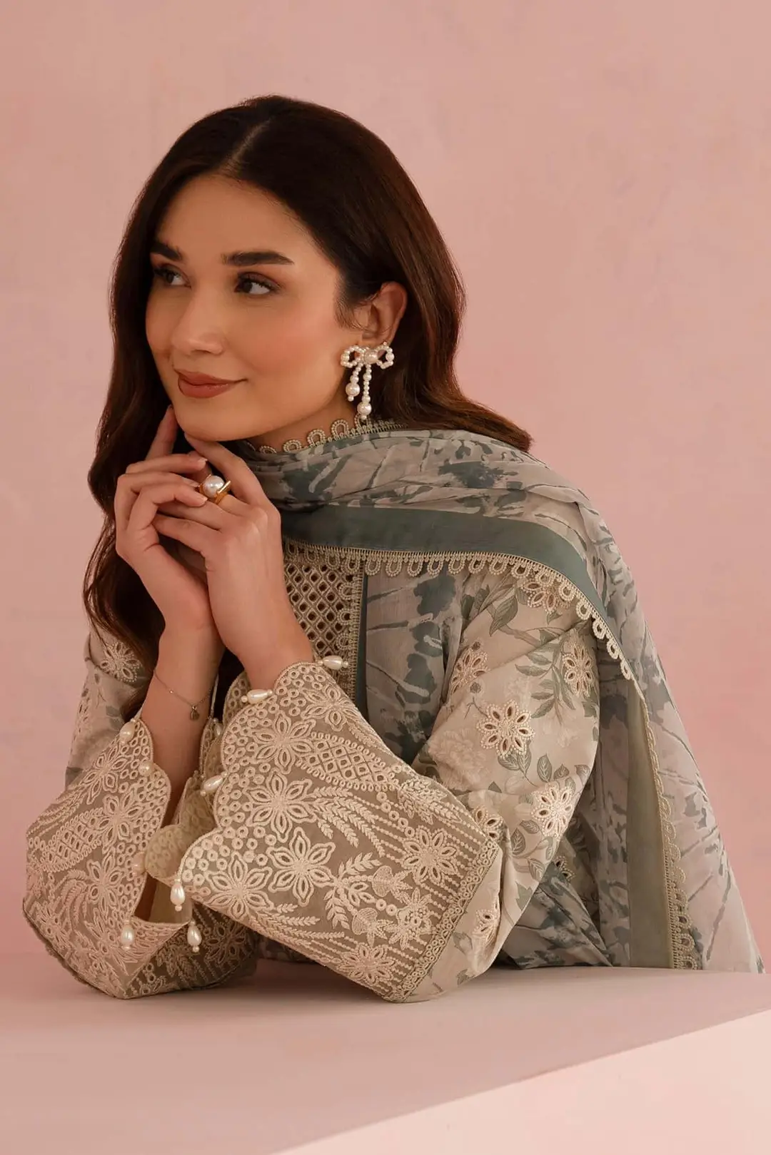 AFROZEH HIT CODE 3 Pcs Unstitched Chikankari Embroidered Suit