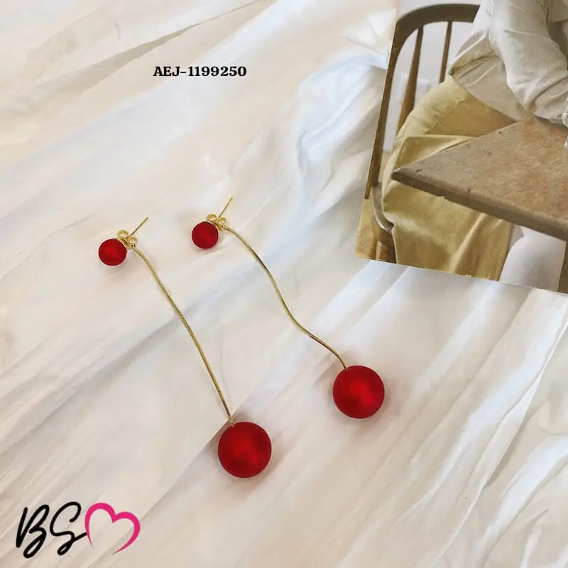 Pearl Dangling Earrings