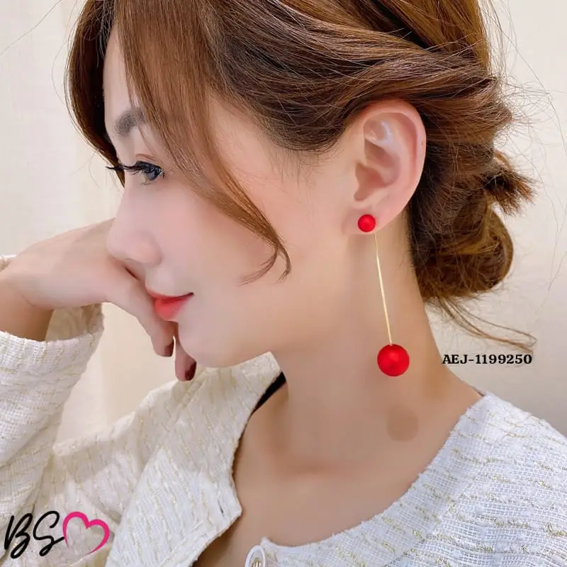 Pearl Dangling Earrings