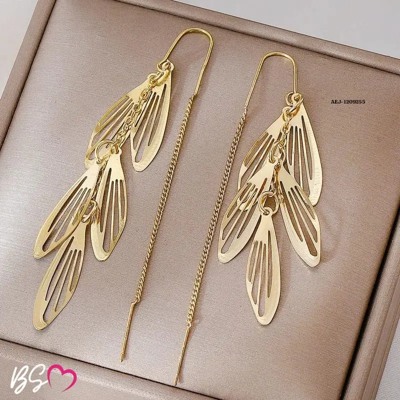 Leaf Design Dangling Earrings