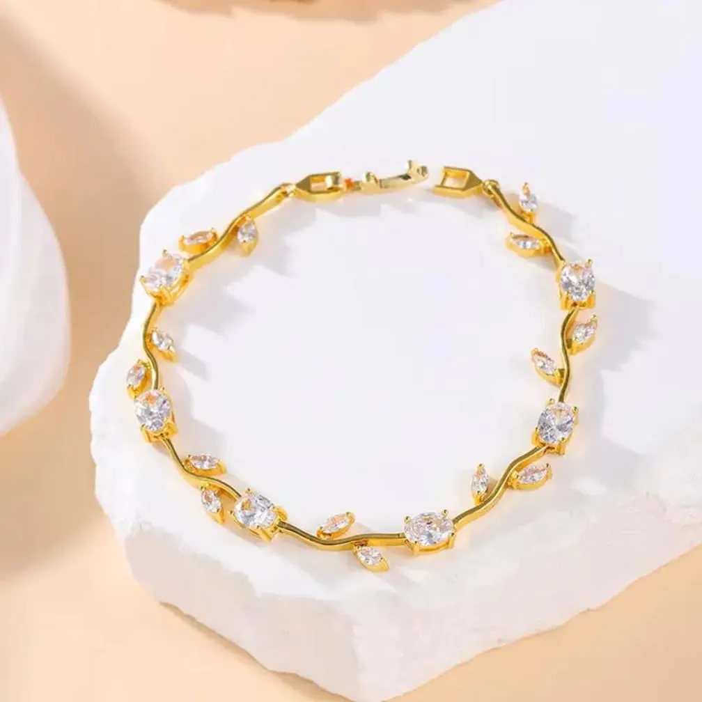 Elegant Stainless Steel Tulip Trending Braclet
