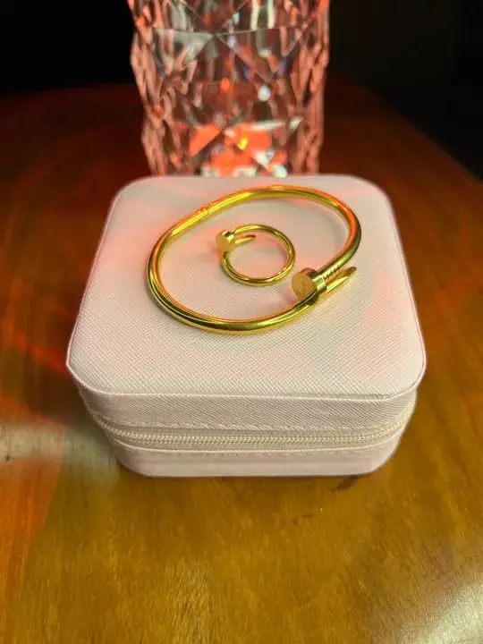 Nail Cartier Handcuff With Free Ring