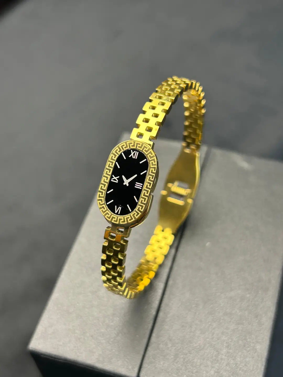 Fake Watch Korean Treding Handcuff/Bracelet
