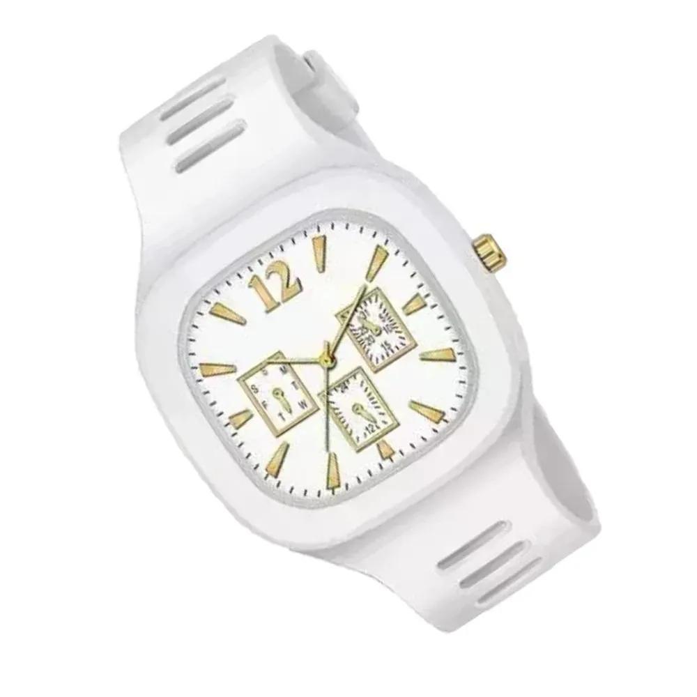 New Silicone Analogue Fashionable Wrist Watch for Men – Casual & Stylish Design