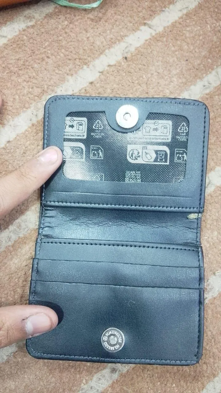 Black Leather Button Wallet for Men with 6 Card Slots and Zip Pocket
