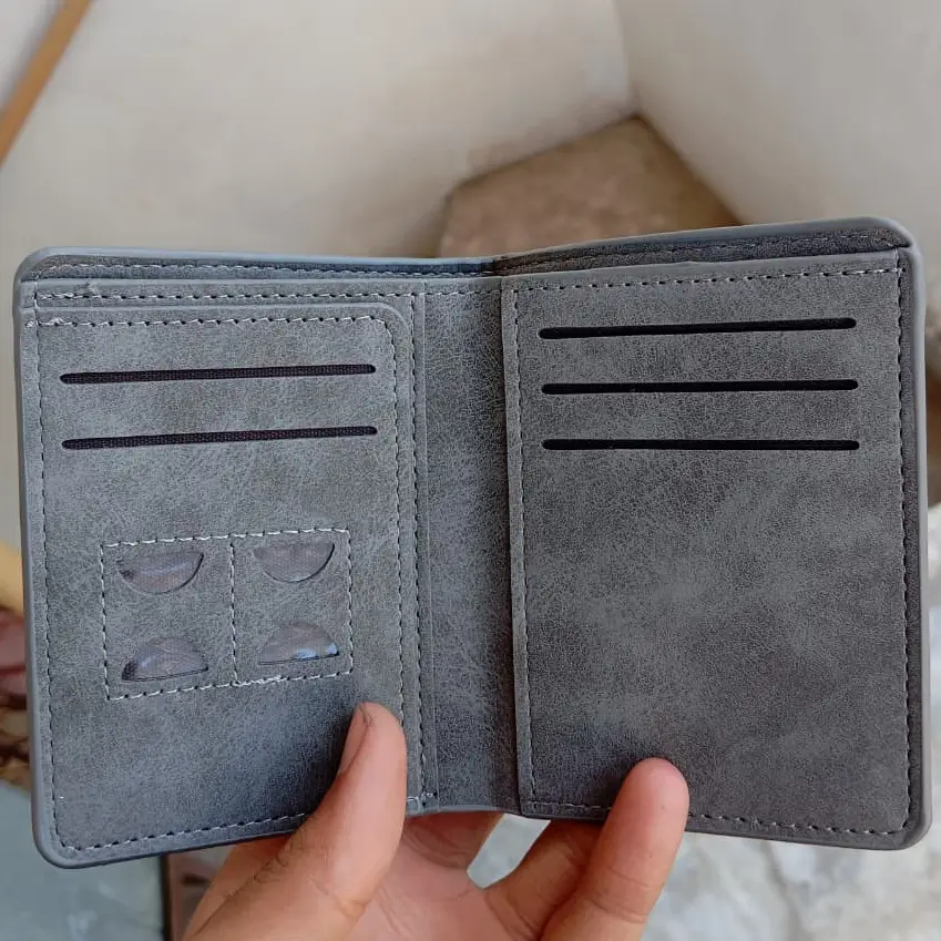GU II Male Short Thin Man Wallet Providing Stylish Design Comfortable Use Durable Quality