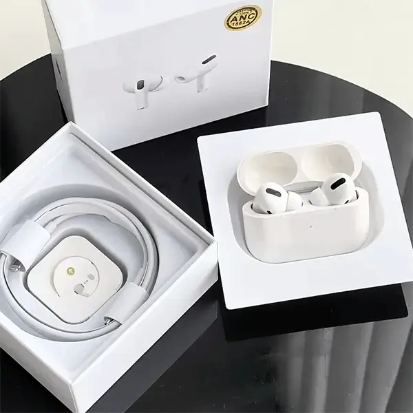AirPods Pro Black Long-Lasting Battery With Fast Charge Earbuds