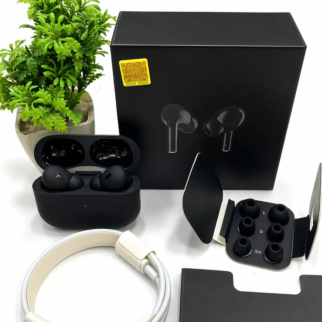 Pro 2 Black Long-Lasting Battery With Fast Charge Earbuds