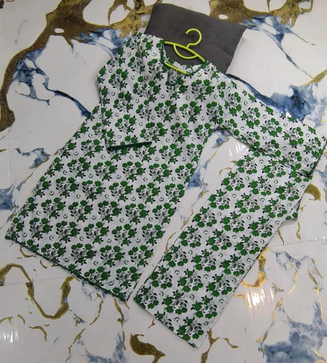 2 Pcs Girl's Cotton Printed Kurta And Pajama