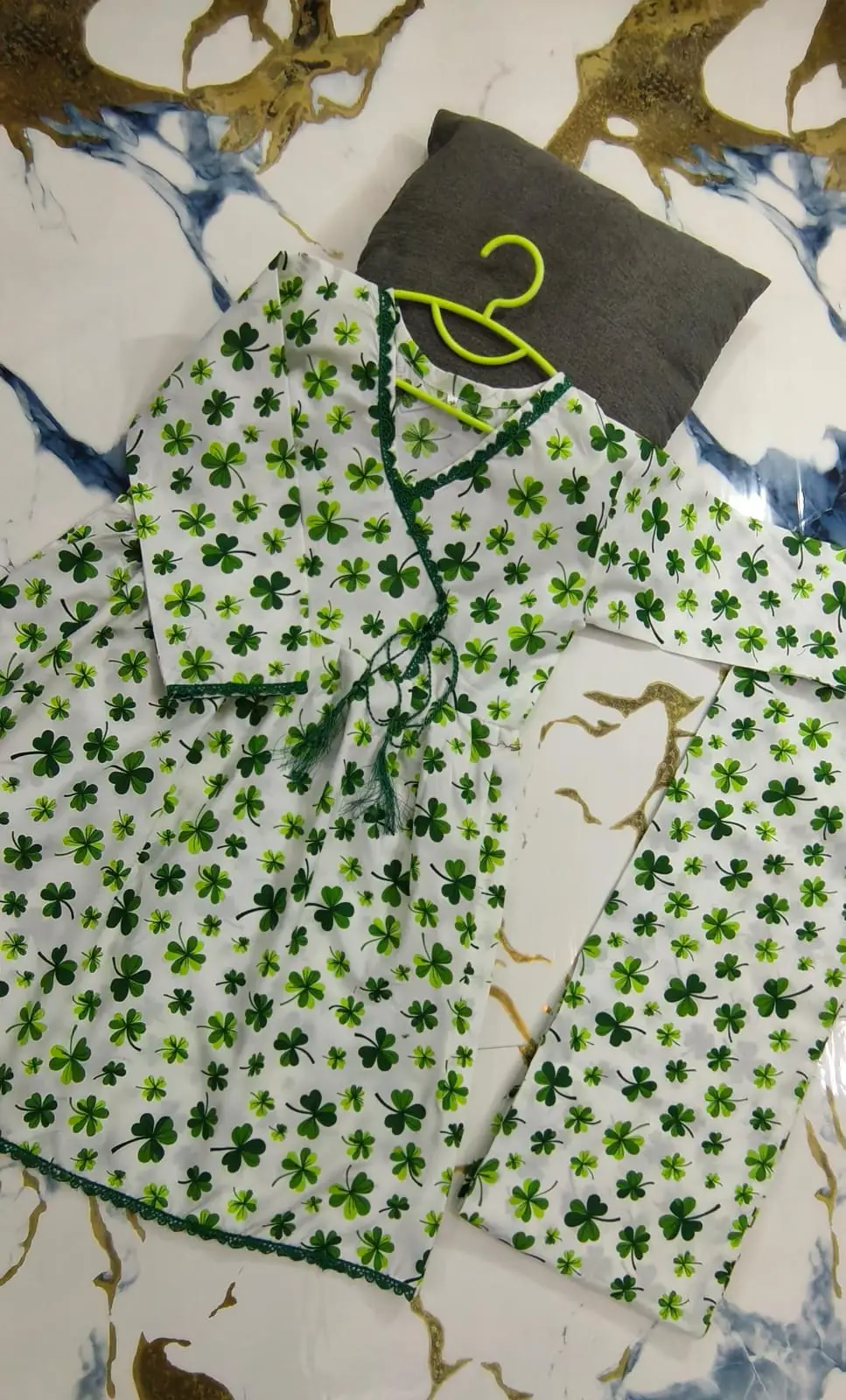 2 Pcs Girl's Cotton Printed Kurta And Pajama