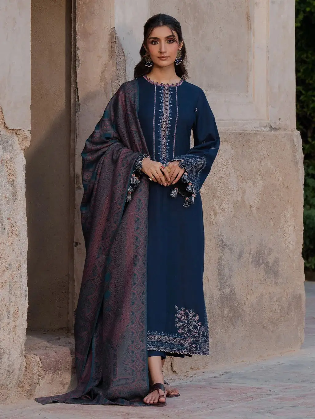 3 Pcs Women's Unstitched Embroidered Suit