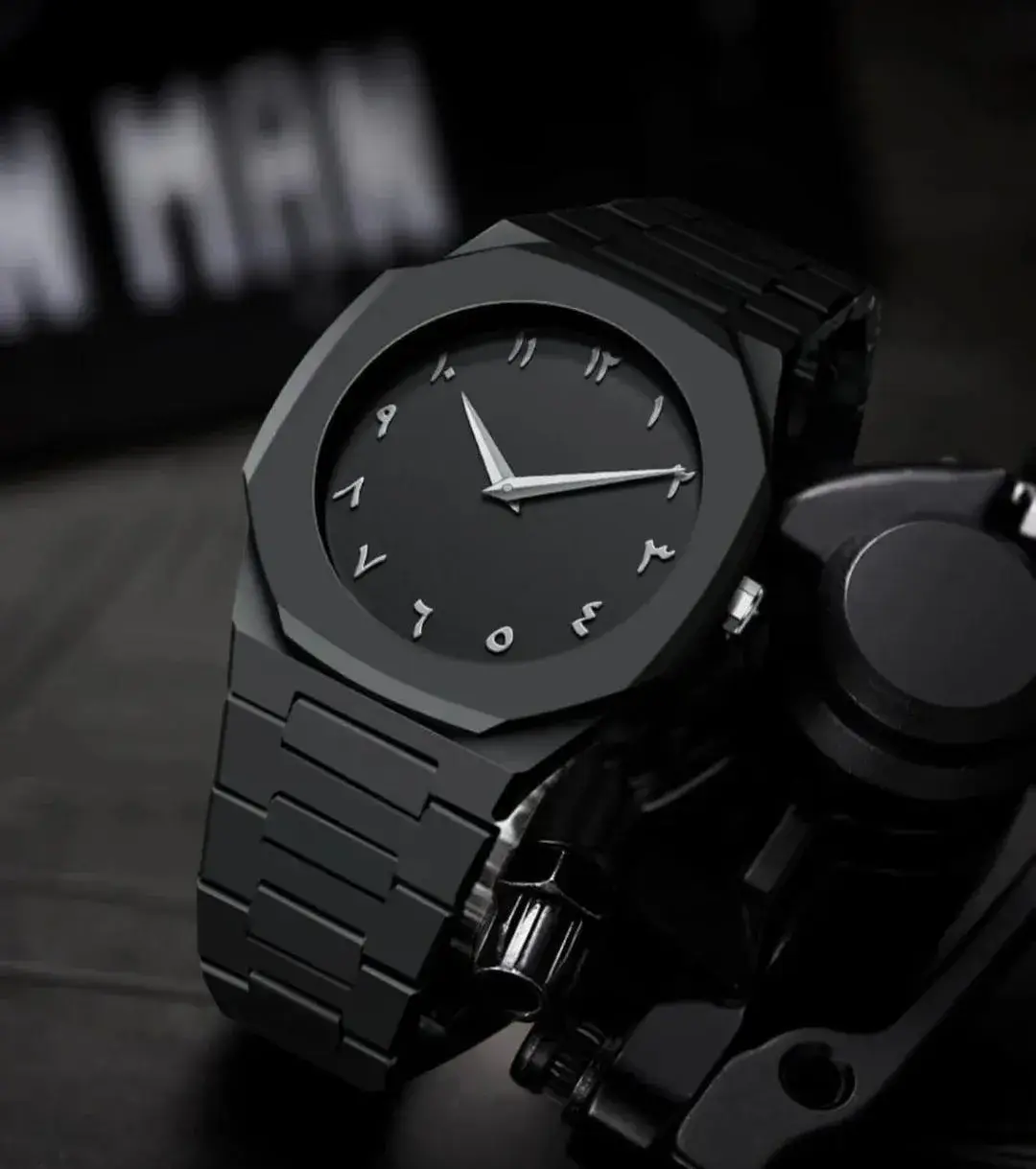 Men's Comfortable Daily Wear Black Stainless Steel Watch - 1 Pc