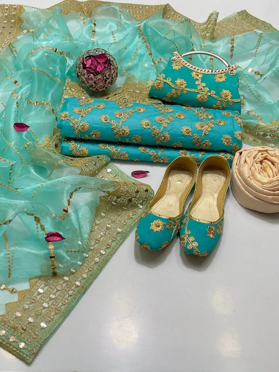 Fancy 5-Piece Green Embroidered Khussa Suit for Women