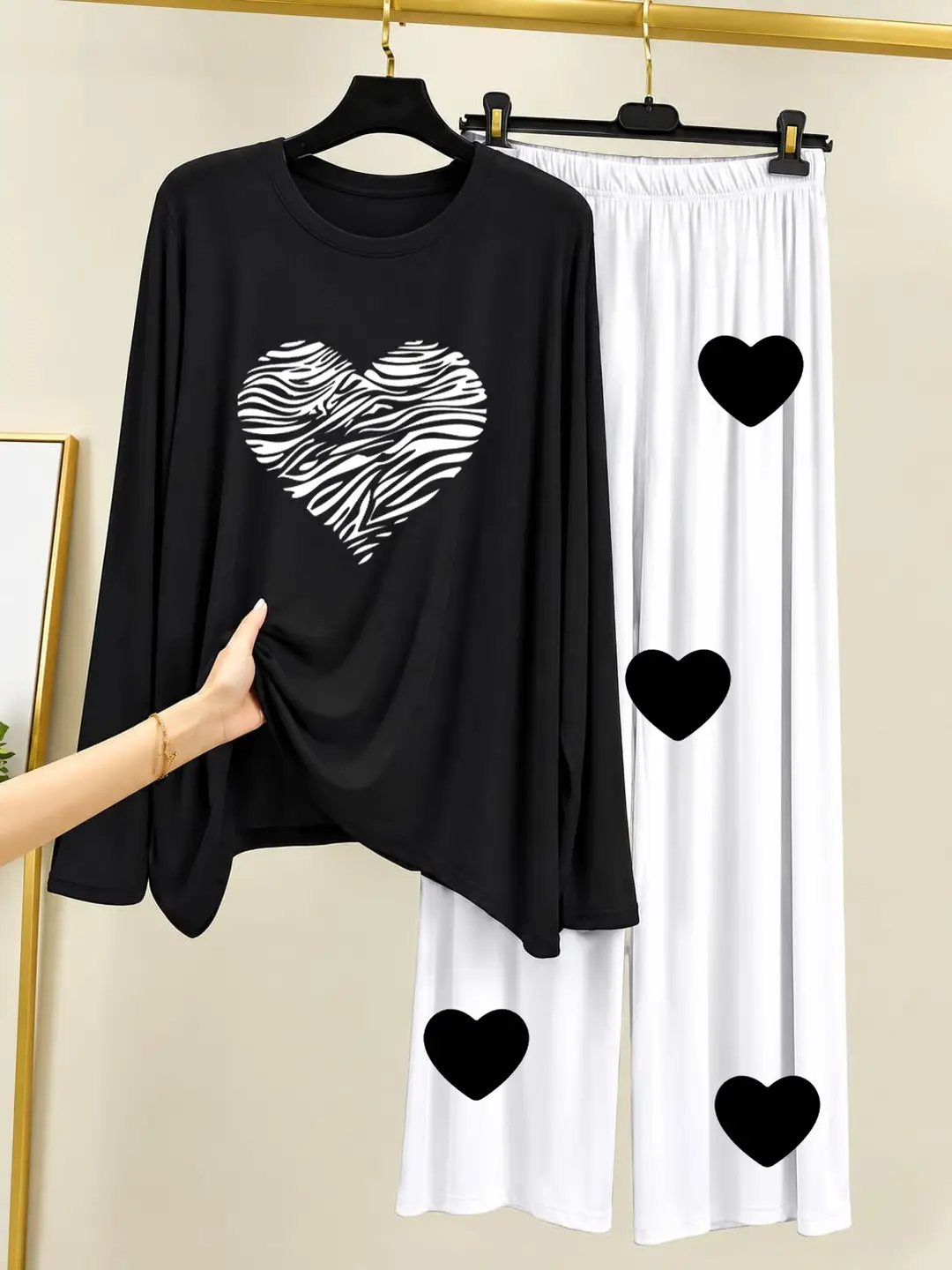 2 Pcs Women's Stitched Cotton Jersey Printed Night Suit