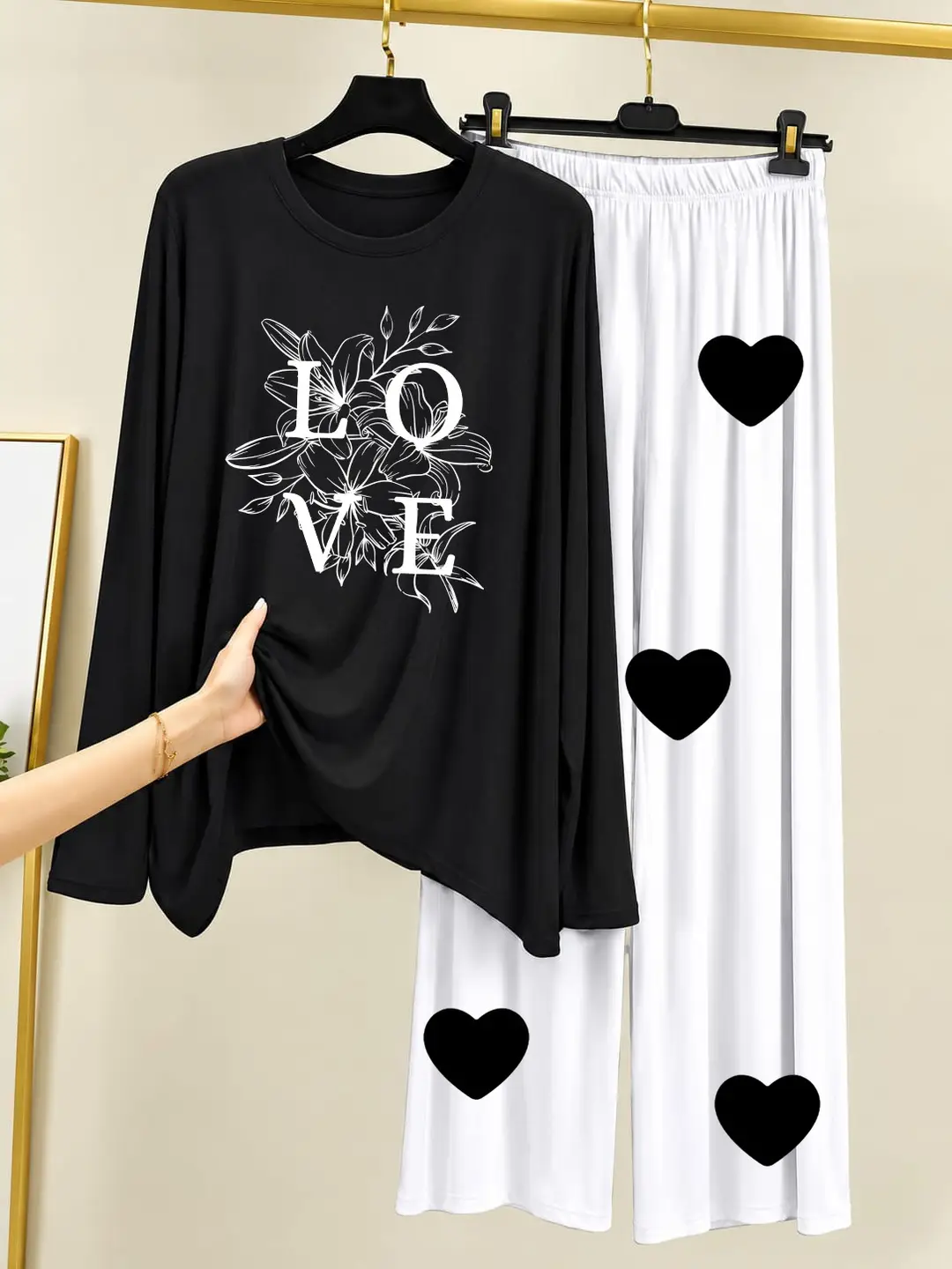 2 Pcs Women's Stitched Cotton Jersey Printed Night Suit