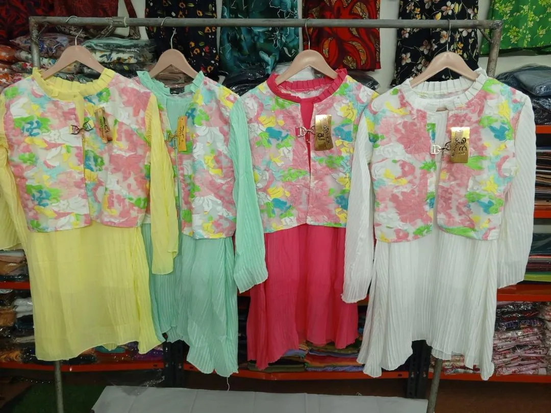 Women Western Floral Print Top & Pants Set Pink White