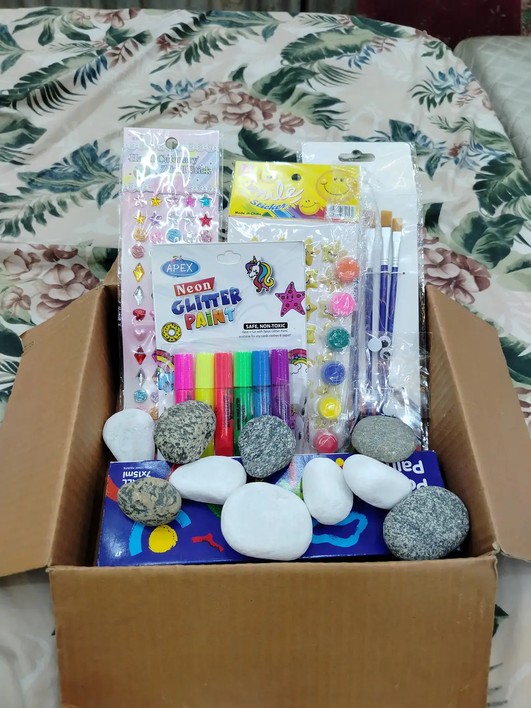 Rock Painting Kit, Easter Arts and Crafts Gifts for Boys and Girls Ages 4-12, DIY Art Supplies, Kid Toys for 4+, Family Craft Creative Activity, Kids Toddler Birthday Gifts