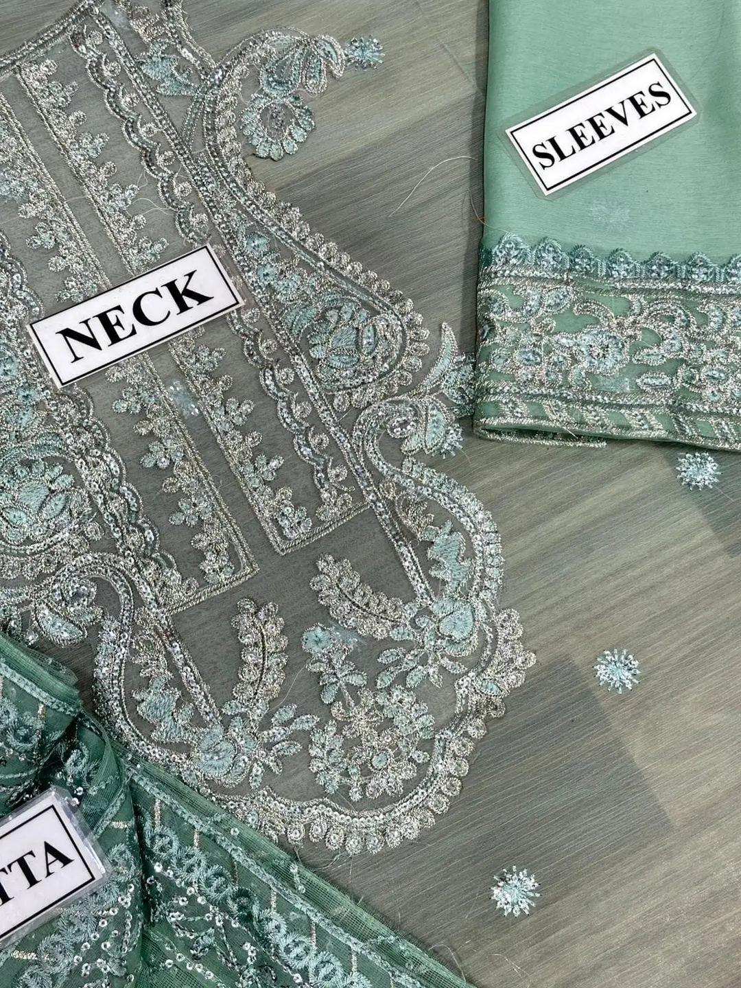 3 Pcs Women's Unstitched Embroidered Suit