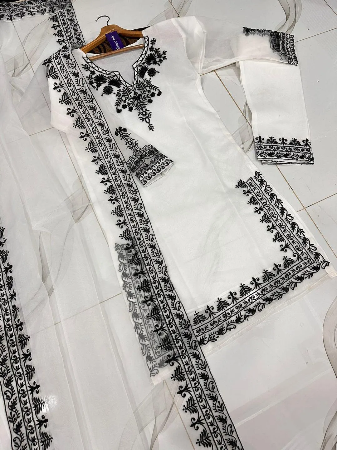 White Organza Embroidered 3Pcs Women Suit