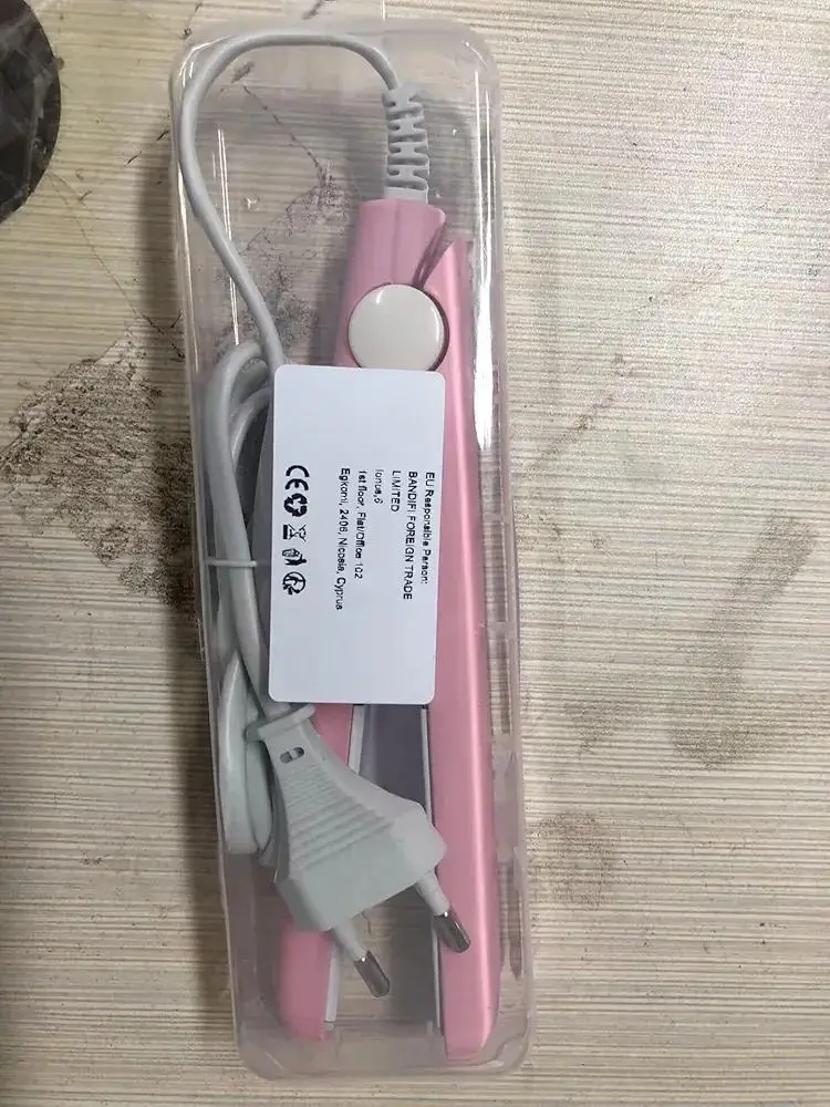 Mini Hair Straightener with Curable Mode ABS Plastic