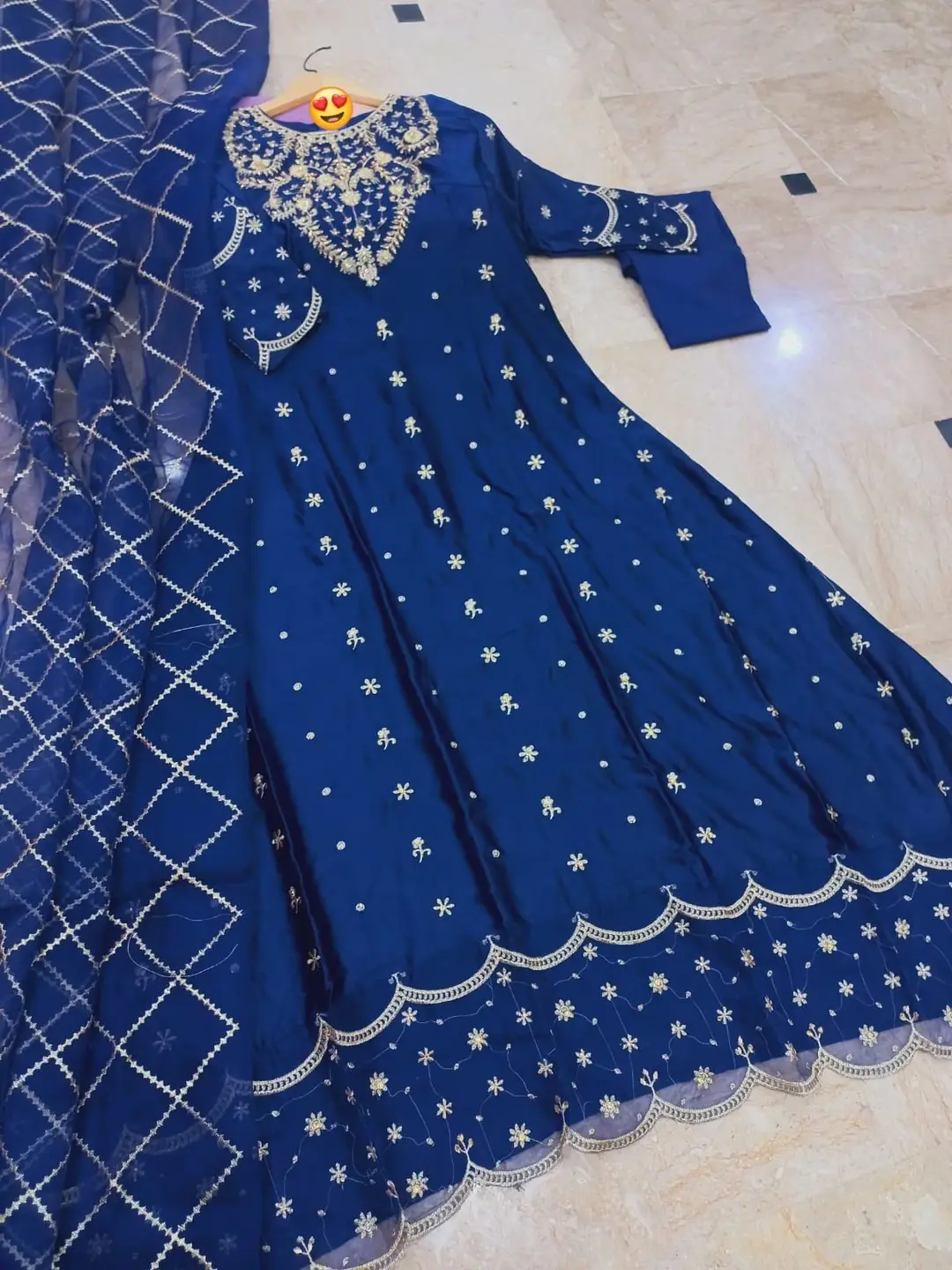 3 Pcs Women's Stitched Shamoz Silk Hand Embroidered Maxi