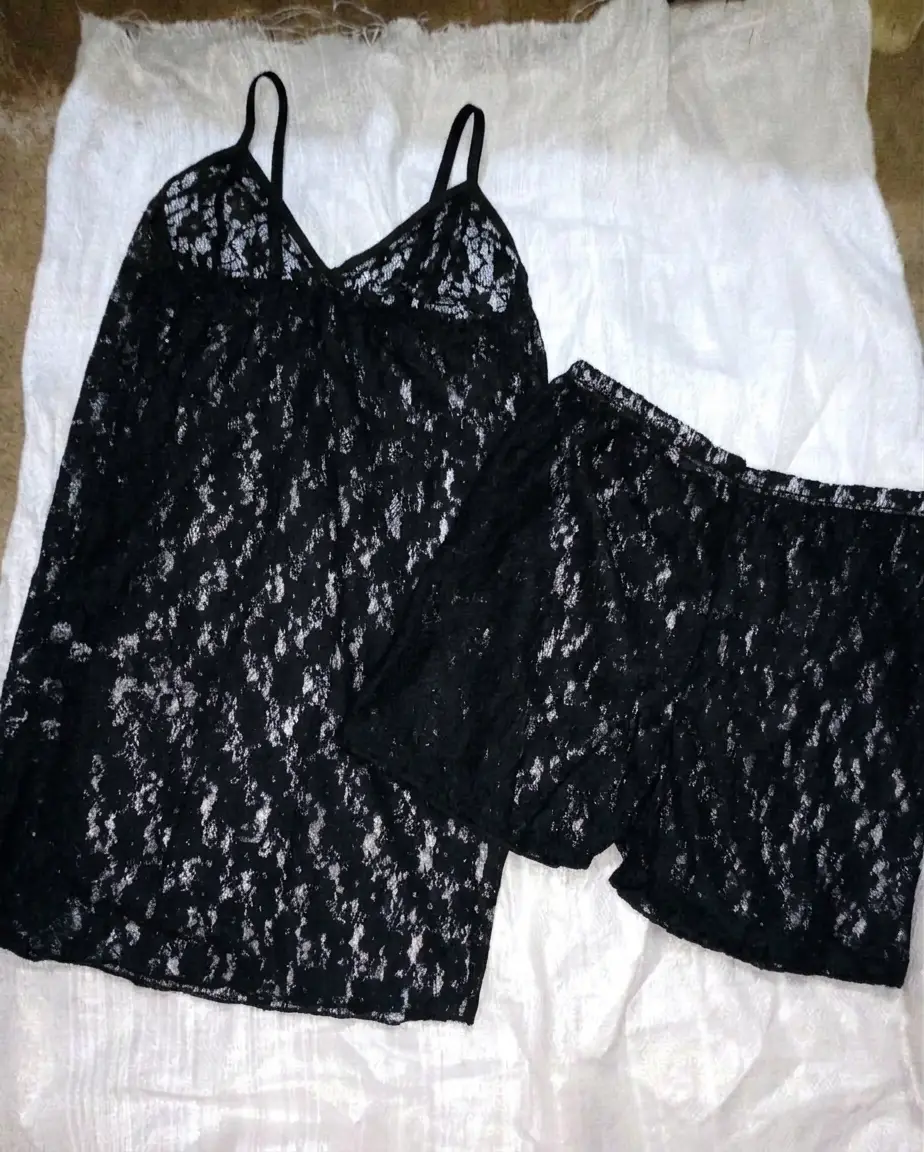2 Pcs Transparent Top Shorts Nighty / Net Lace Comfortable And Light weight Lingerie Set