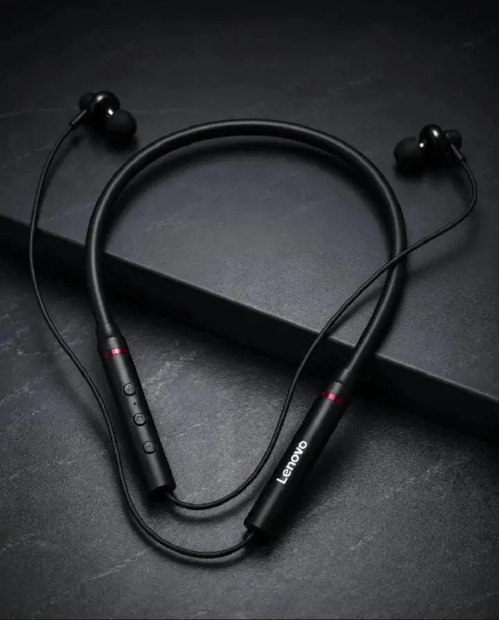 Wired Earphones black