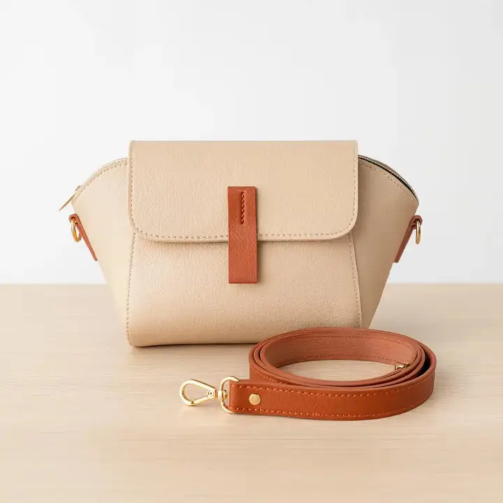 Girl's Faux Leather Textured Envelope Clutch