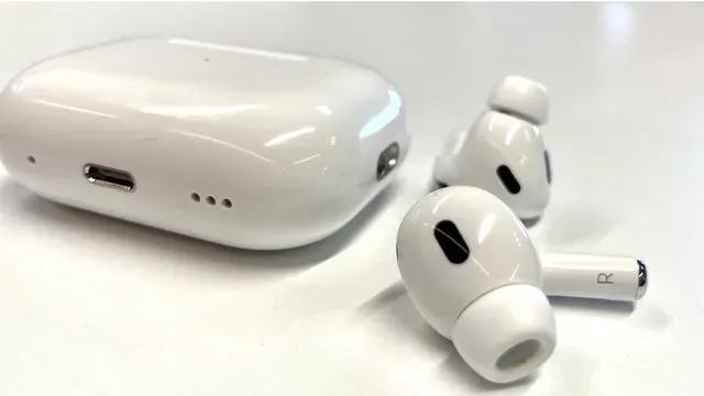 Wi-Fi Airpods PW-25 with Pouch Heavy Waterproof