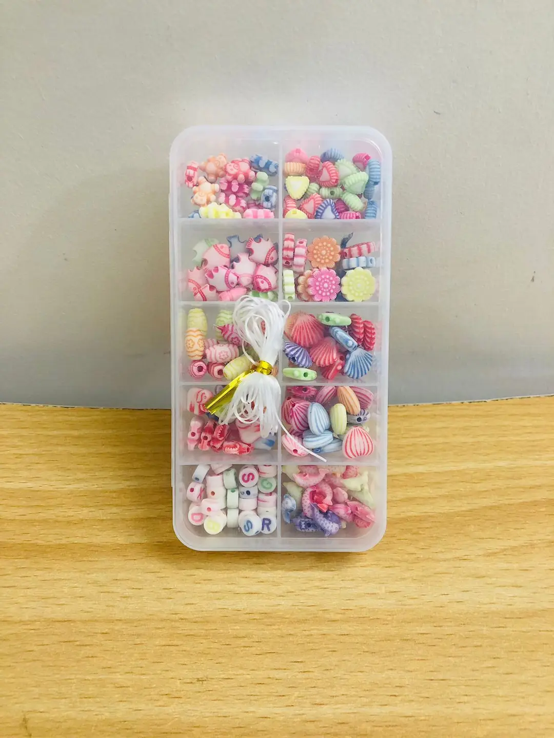 DIY Jewellery Beads Box with Elastic Thread Roll