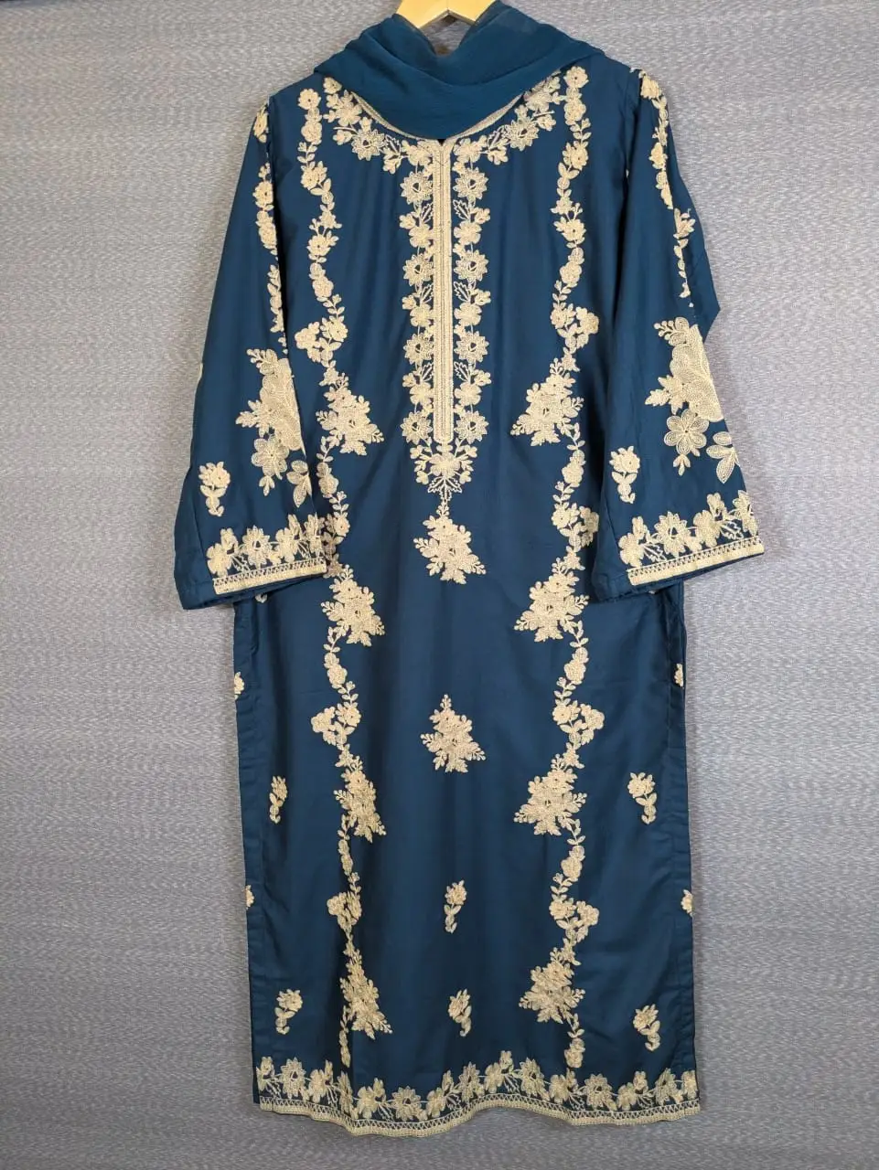 Stunning 3 Pcs Women's Stitched Suit with Embroidered Pattern