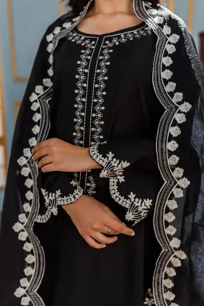 Embroidered Black Suit 3 Pcs Elegant Women's Stitched Attire