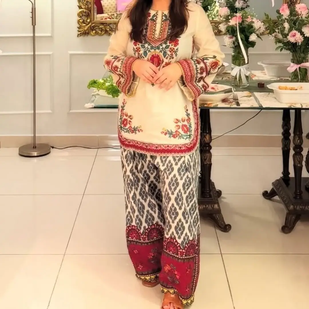 Stylish Women's Printed Shirt and Trouser Set - 2 Pcs