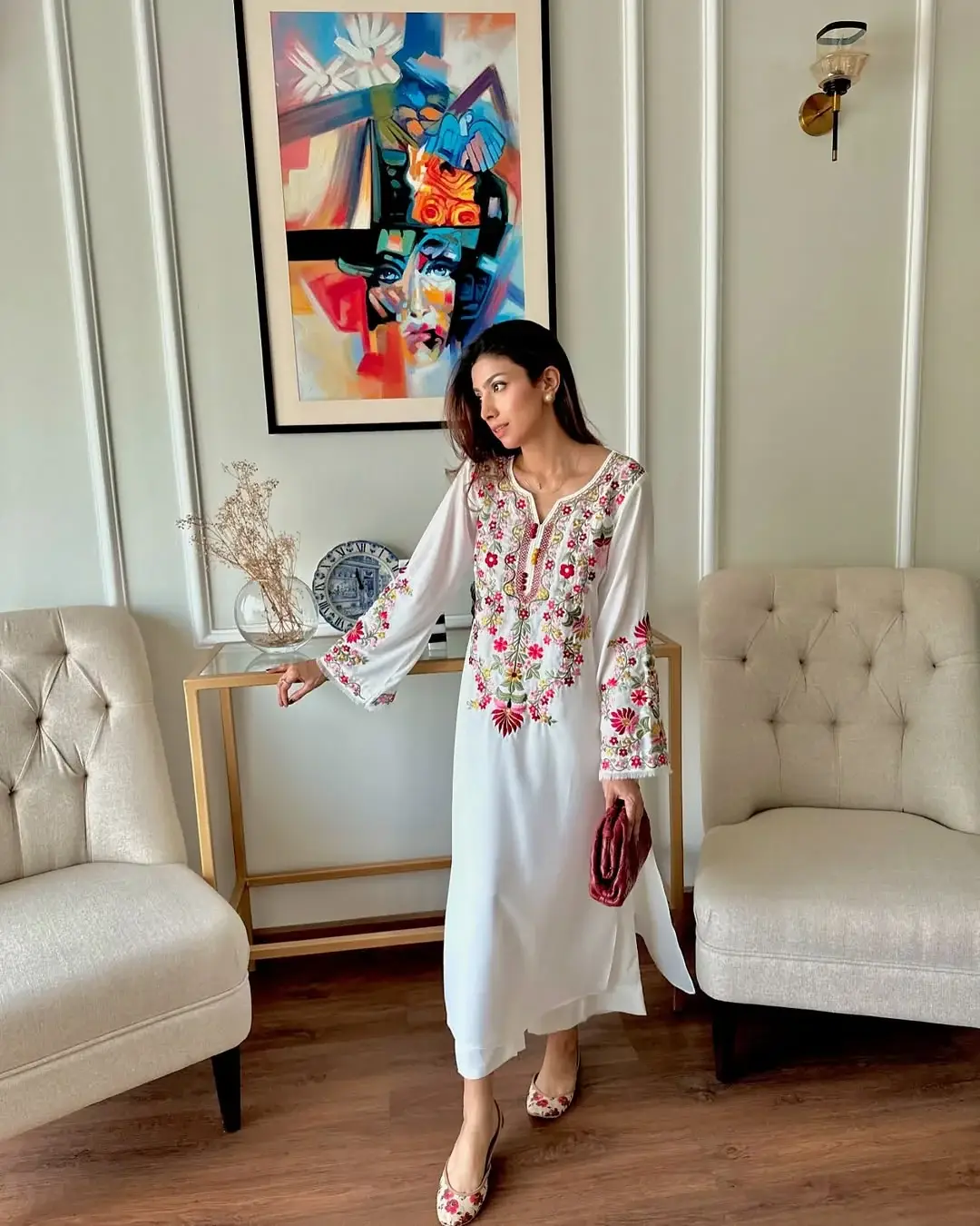 Women's Embroidered Shirt And Trouser Set - 2 Pcs