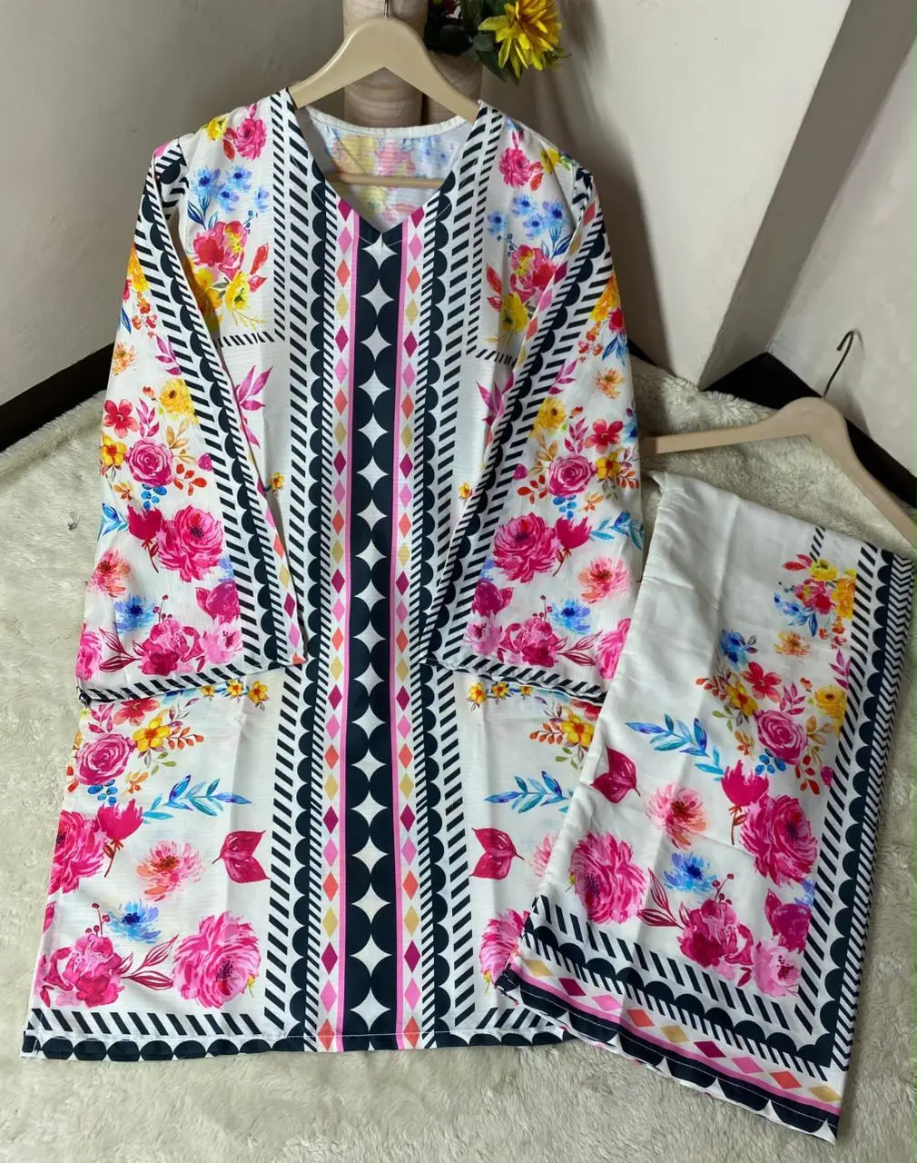 Women's Digital Printed Doria Lawn Cord Set 2PC | Soft Doria Lawn Summer Dress | Casual Printed Co-Ord Set | Stylish Ladies Outfit | Ready to Wear