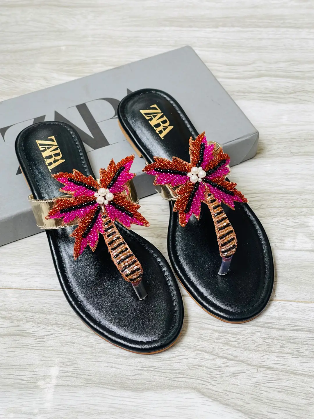 ZARA Embellished Flats for Women – Beaded Palm Leaf Toe Ring Sandals | Stylish Slip-On Casual Summer Flats | Ladies Fashion Sandals with Brand Box