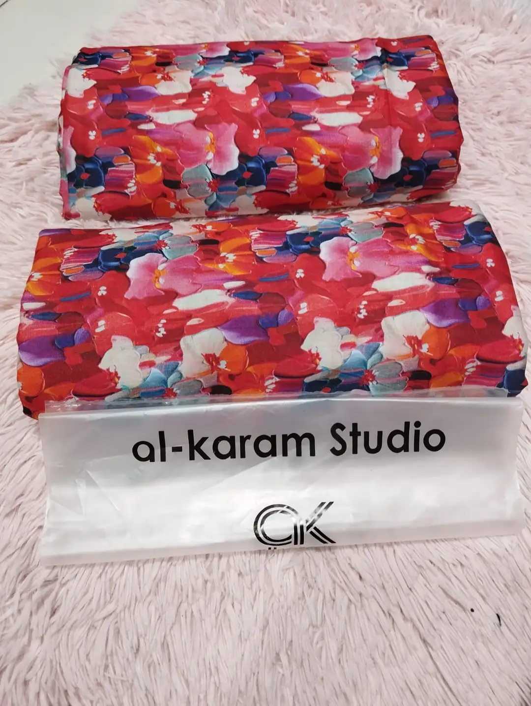 2 Pcs Women's Unstitched Printed Suit