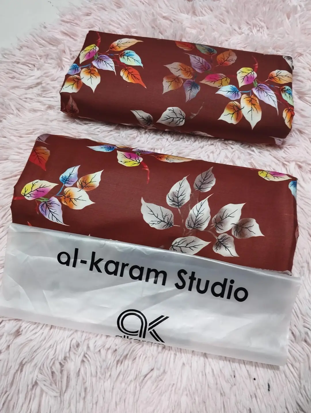 2 Pcs Women's Unstitched Printed Suit