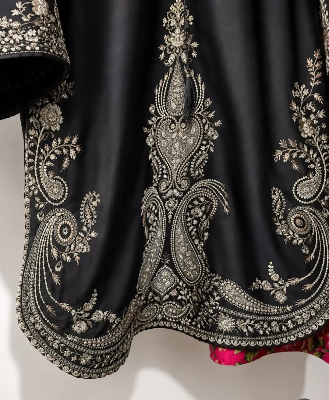 2 Pcs Women’s Stitched Lawn Embroidered Suit