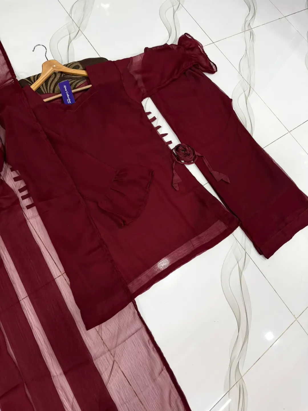 Women's Chiffon Short Shirt Palazzo 3 Piece Suit – Body Fitting Short Shirt with Back Luppi Dori Work, Chiffon Palazzo & Plain Dupatta | Pakistani Stitched Dress