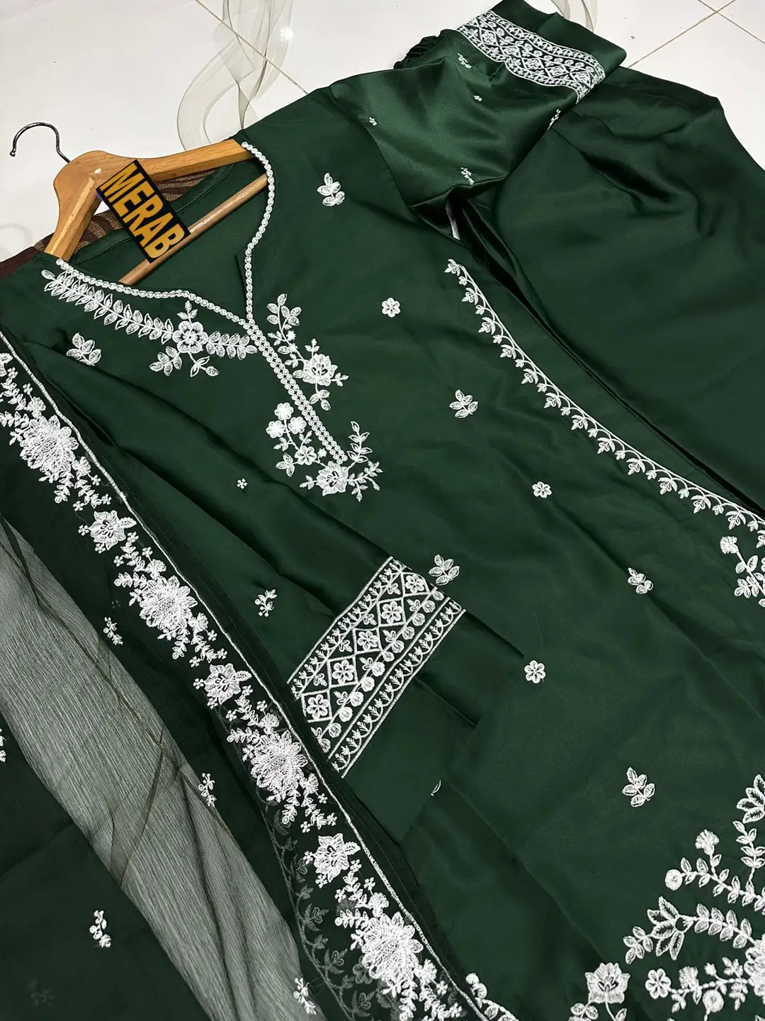 Women's Embroidered Farshi Shalwar 3 Piece Silk Suit with Embroidered Chiffon Dupatta – Pakistani Party Wear Dress