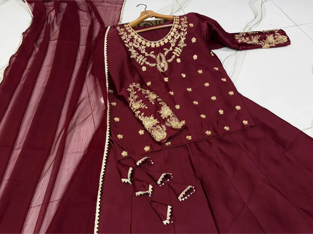 Wedding Wear 3 Piece Zarri Handwork Lehenga Suit