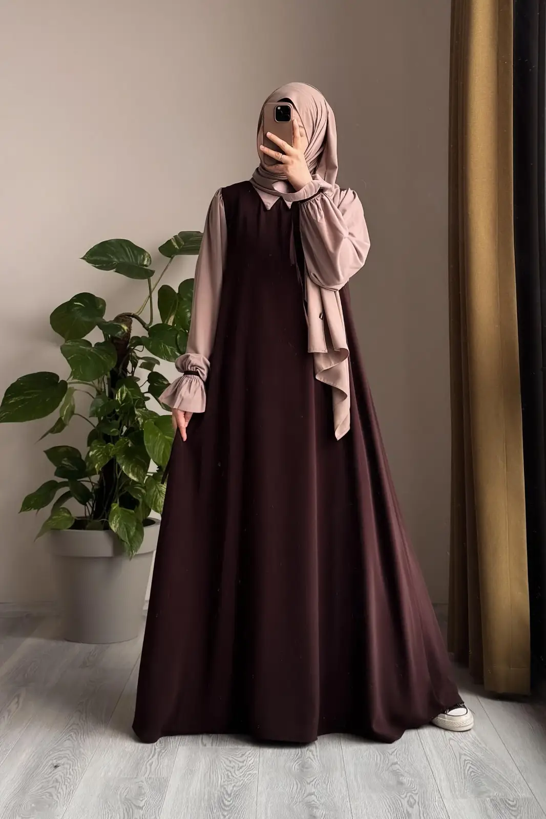 Abaya for Women with Belt & Stroller | Collar Abaya in Soft Wool Peach Fabric | Ready to Wear Abaya