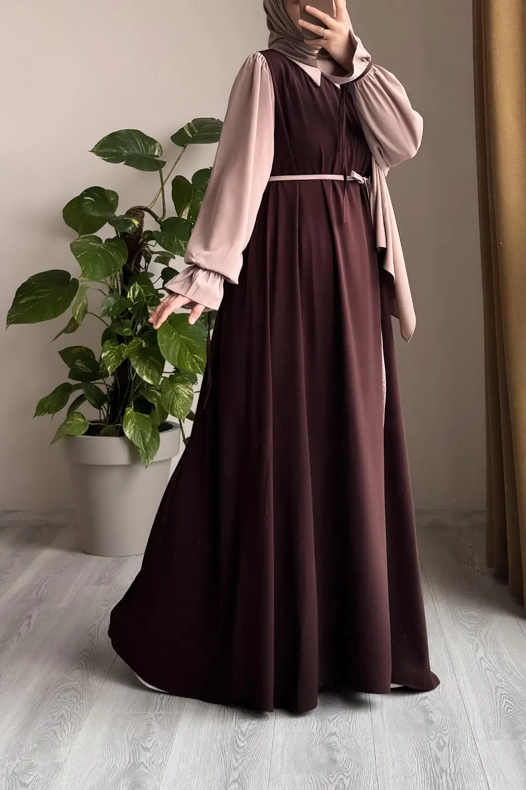 Abaya for Women with Belt & Stroller | Collar Abaya in Soft Wool Peach Fabric | Ready to Wear Abaya
