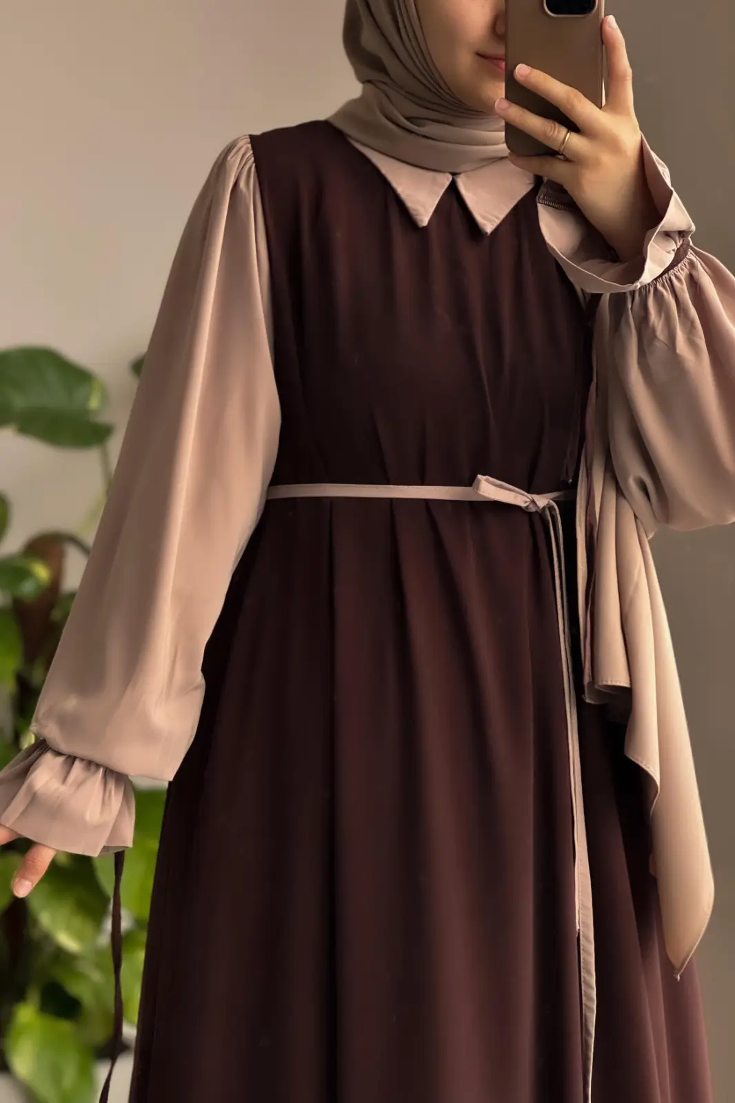 Abaya for Women with Belt & Stroller | Collar Abaya in Soft Wool Peach Fabric | Ready to Wear Abaya