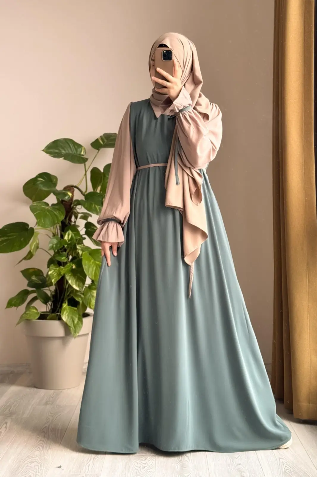 Abaya for Women with Belt & Stroller | Collar Abaya in Soft Wool Peach Fabric | Ready to Wear Abaya
