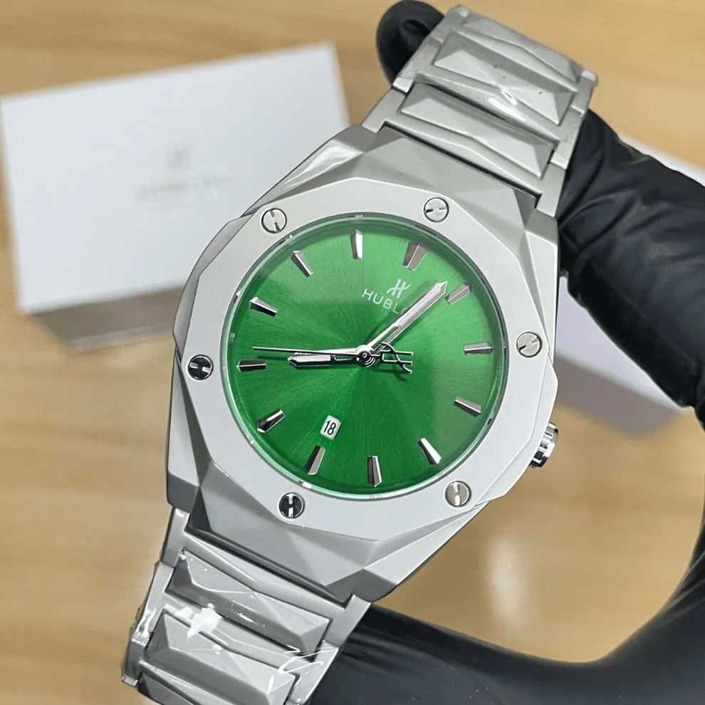 Hublet Premium Watch – Luxury Diamond Cut Chain – Green Dial