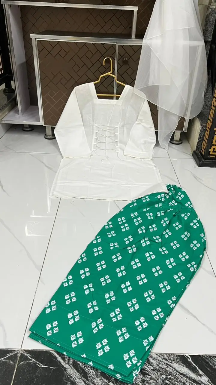 3 Pcs Women's Stitched Cotton Lawn Printed Suit with Fitingable back Straps